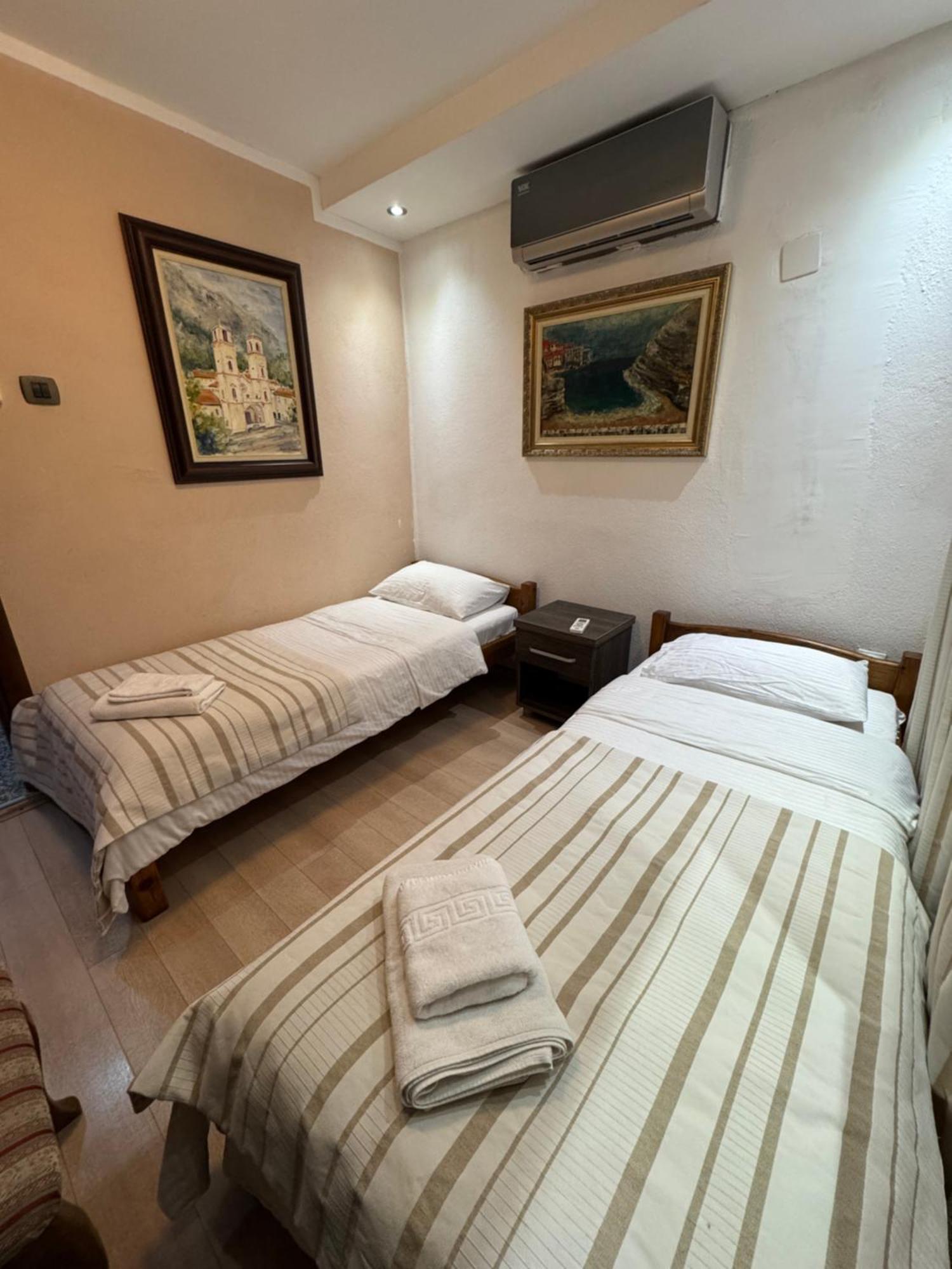 Vita Mundo Hotel Kotor Exterior photo